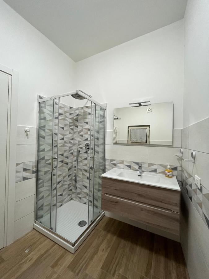 Bed&Breakfast Del Viaggiatore Фонди Экстерьер фото